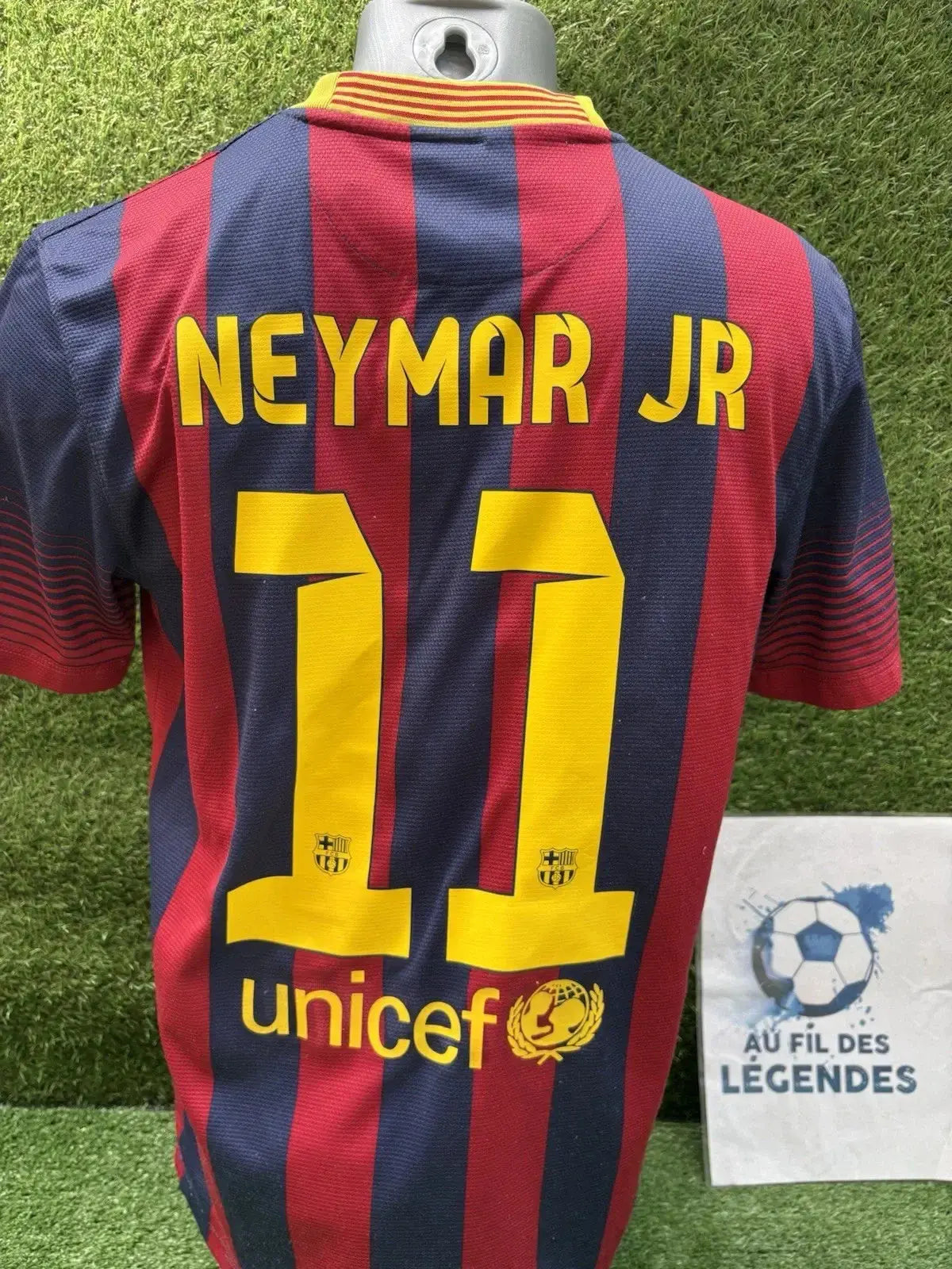 Maillot Neymar Barcelone Au Fil Des Légendes nike football shirt vintage