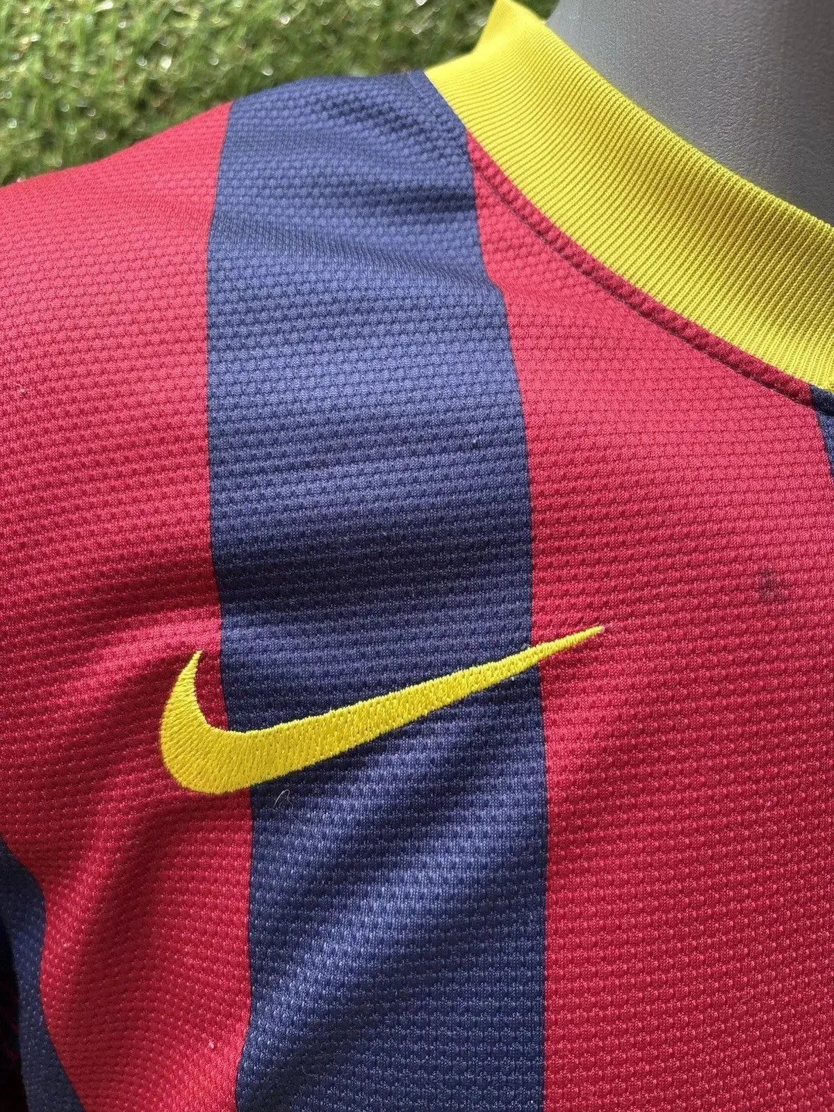 Maillot Neymar Barcelone Au Fil Des Légendes nike football shirt vintage