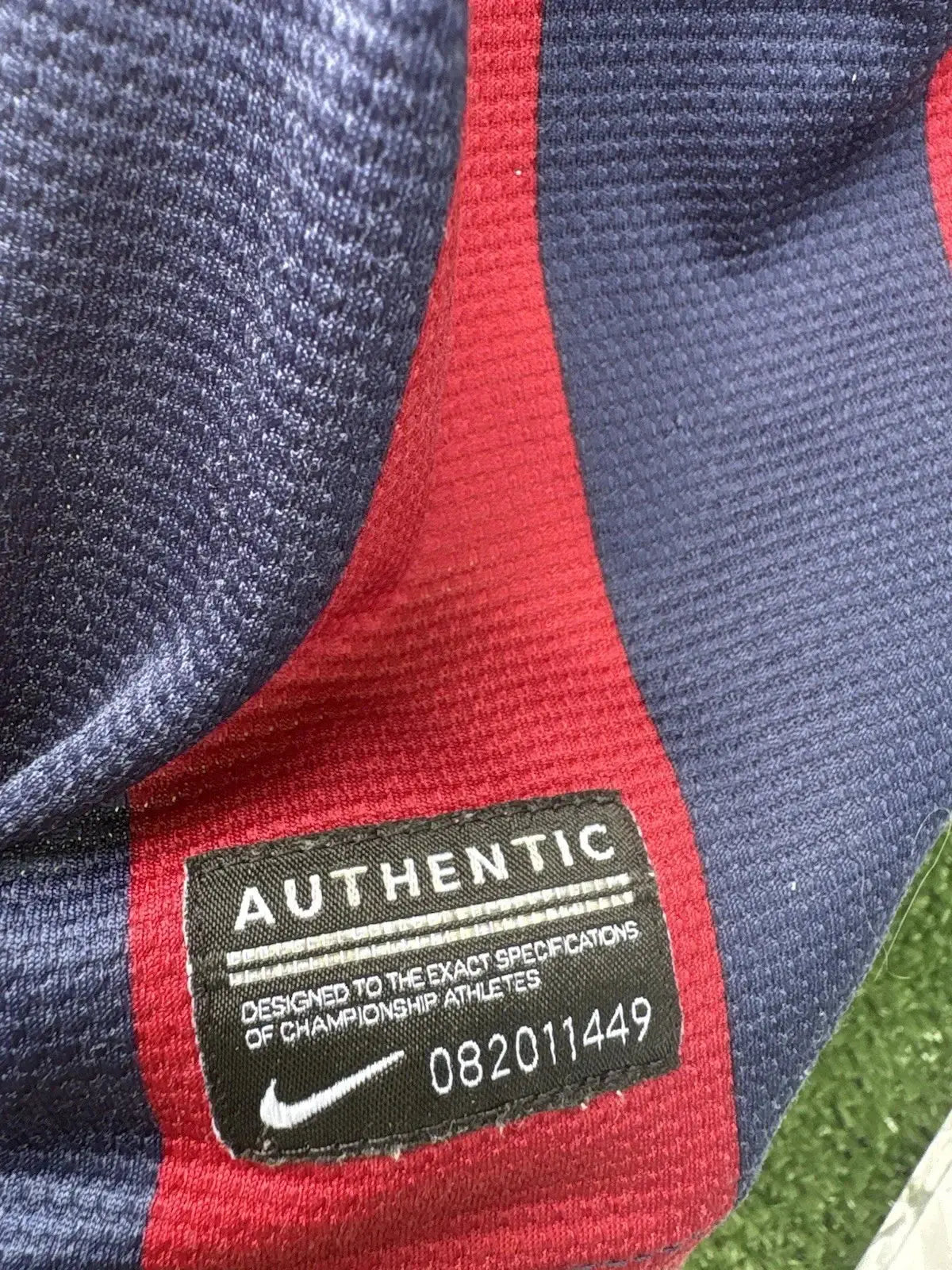 Maillot Neymar Barcelone Au Fil Des Légendes nike football shirt vintage