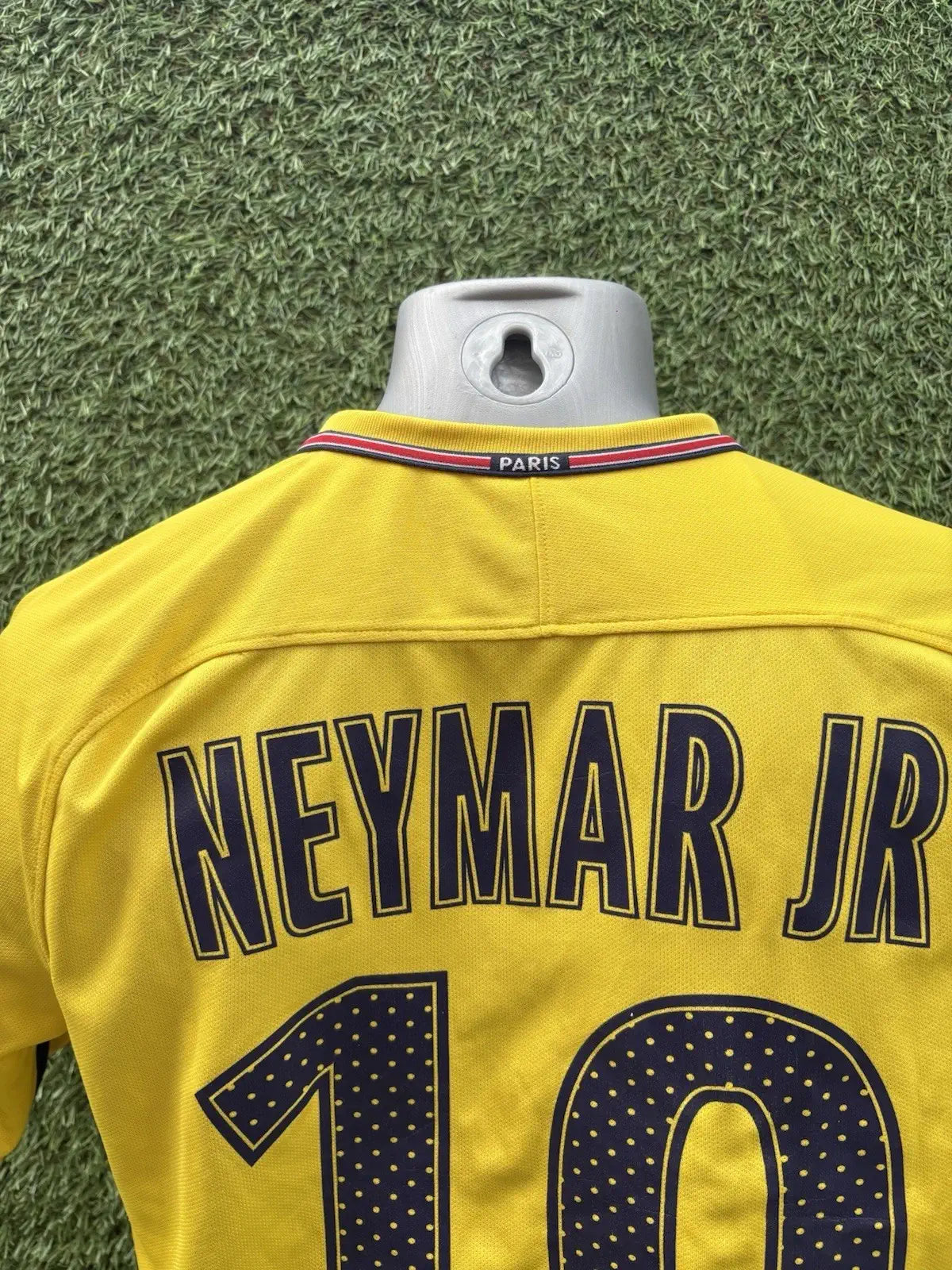 Maillot Neymar Jr PSG away 2017/18- Taille M Au Fil Des Légendes