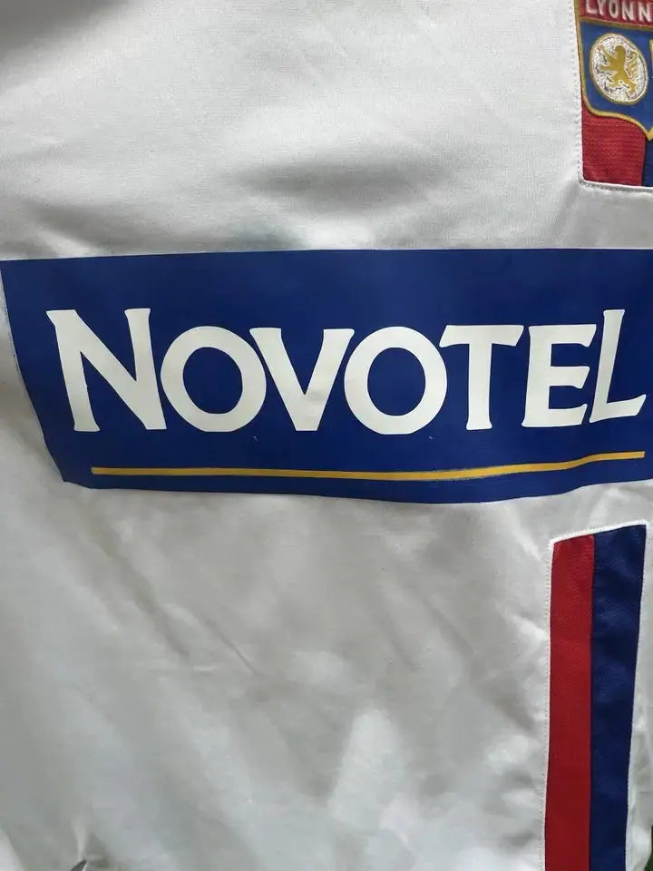 Maillot Olympique Lyonnais Vintage - Au Fil Des Légendes umbro football shirt rétro