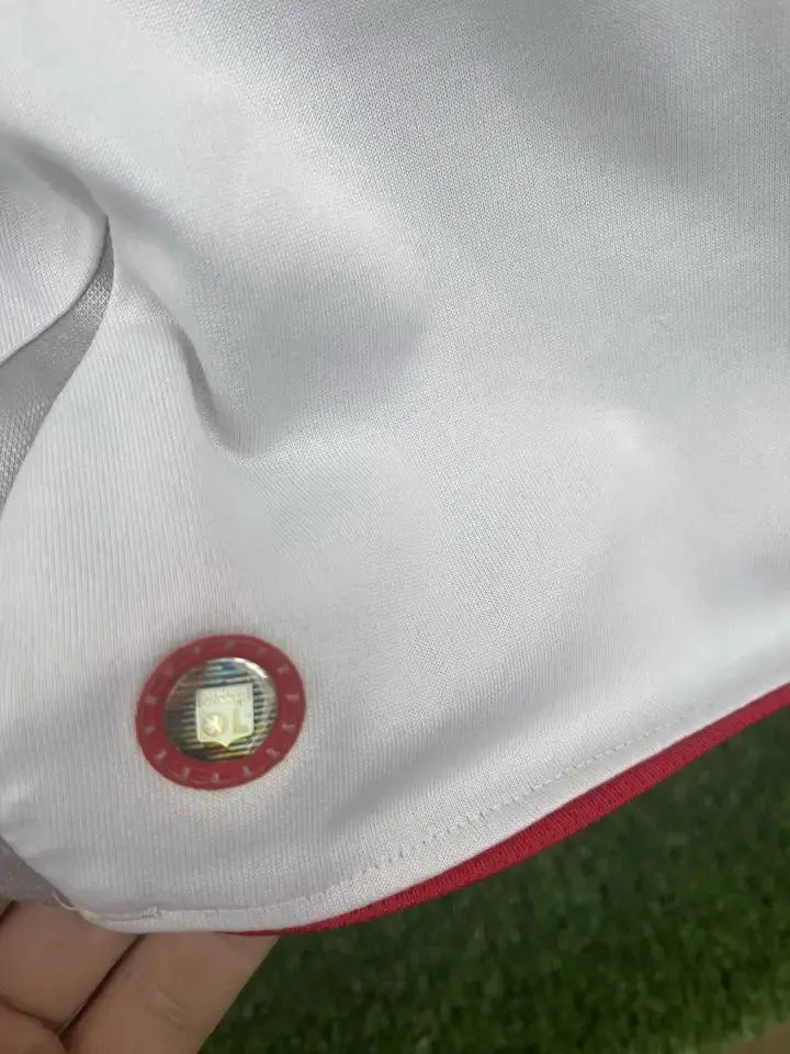 Maillot Olympique Lyonnais Vintage - Au Fil Des Légendes umbro football shirt rétro