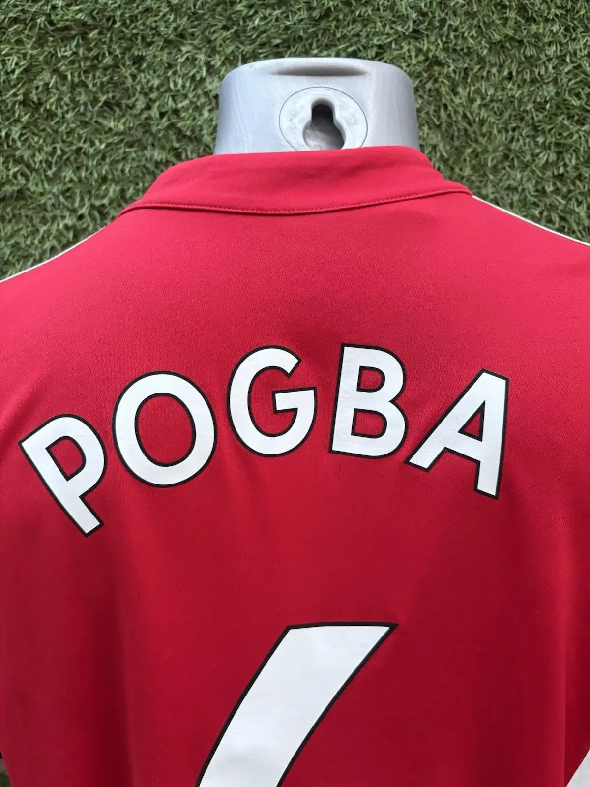 Maillot Pogba Manchester United- home 2017- Taille S Au Fil Des Légendes