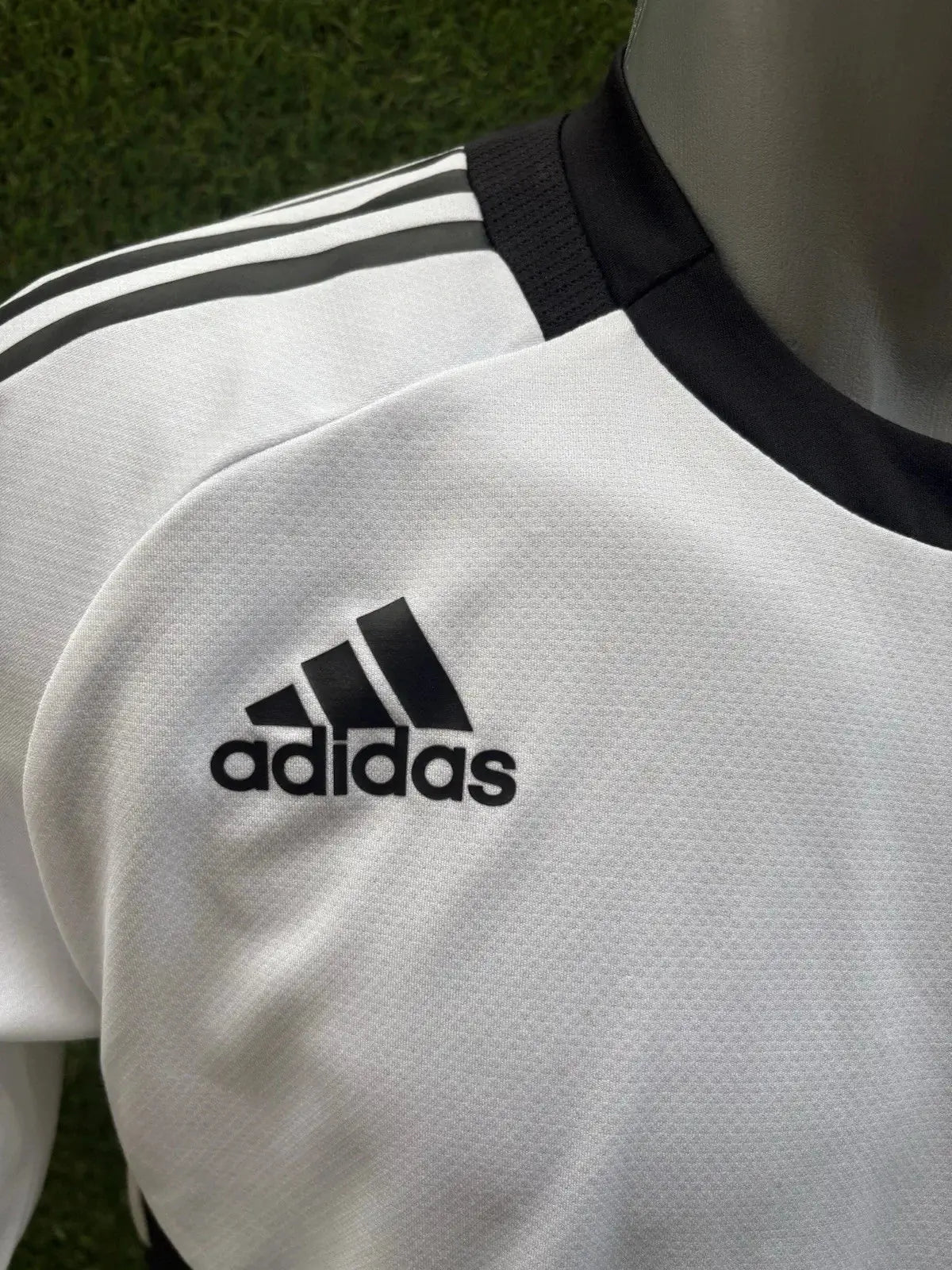 Maillot Real Madrid Training - Au Fil Des Légendes adidas football shirt vintage