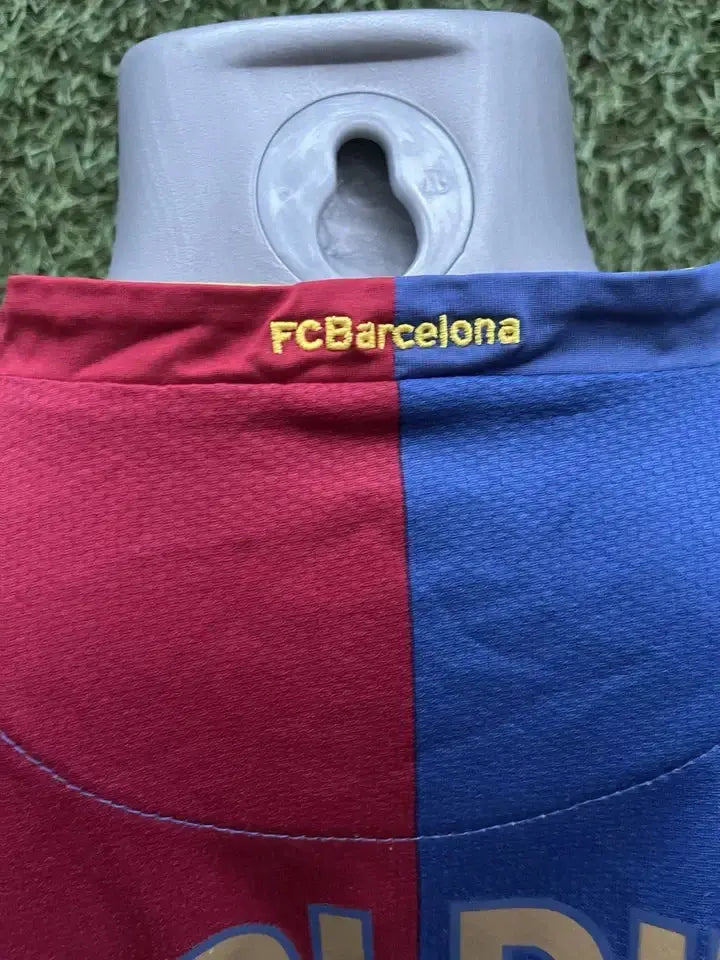 Maillot Ronaldinho Barcelone - Au Fil Des Légendes nike football shirt vintage