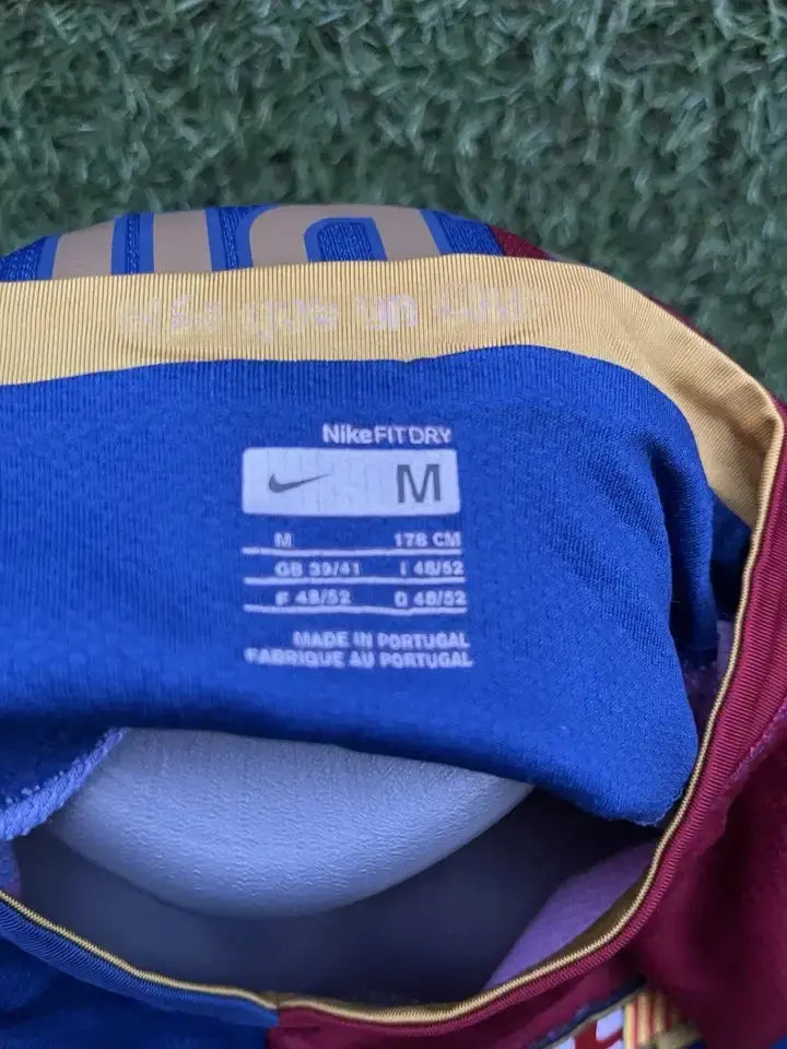 Maillot Ronaldinho Barcelone - Au Fil Des Légendes nike football shirt vintage