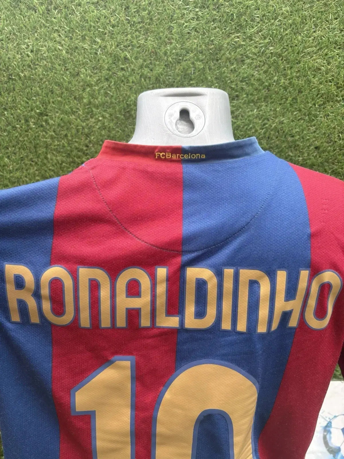 Maillot Ronaldinho Barcelone Au Fil Des Légendes nike football shirt