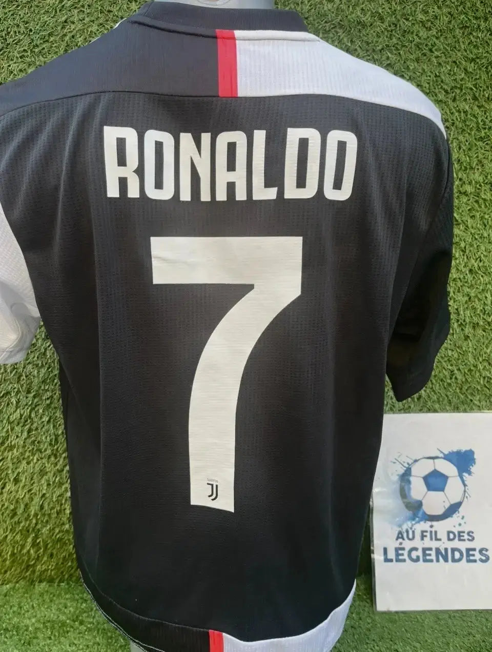 Maillot Ronaldo Juventus Turin - Au Fil Des Légendes adidas football jersey 