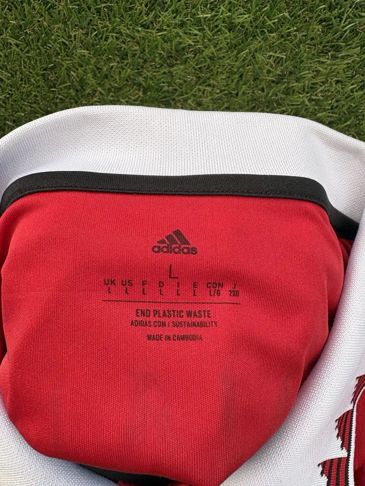 Maillot Ronaldo Manchester United Au Fil Des Légendes adidas football shirt