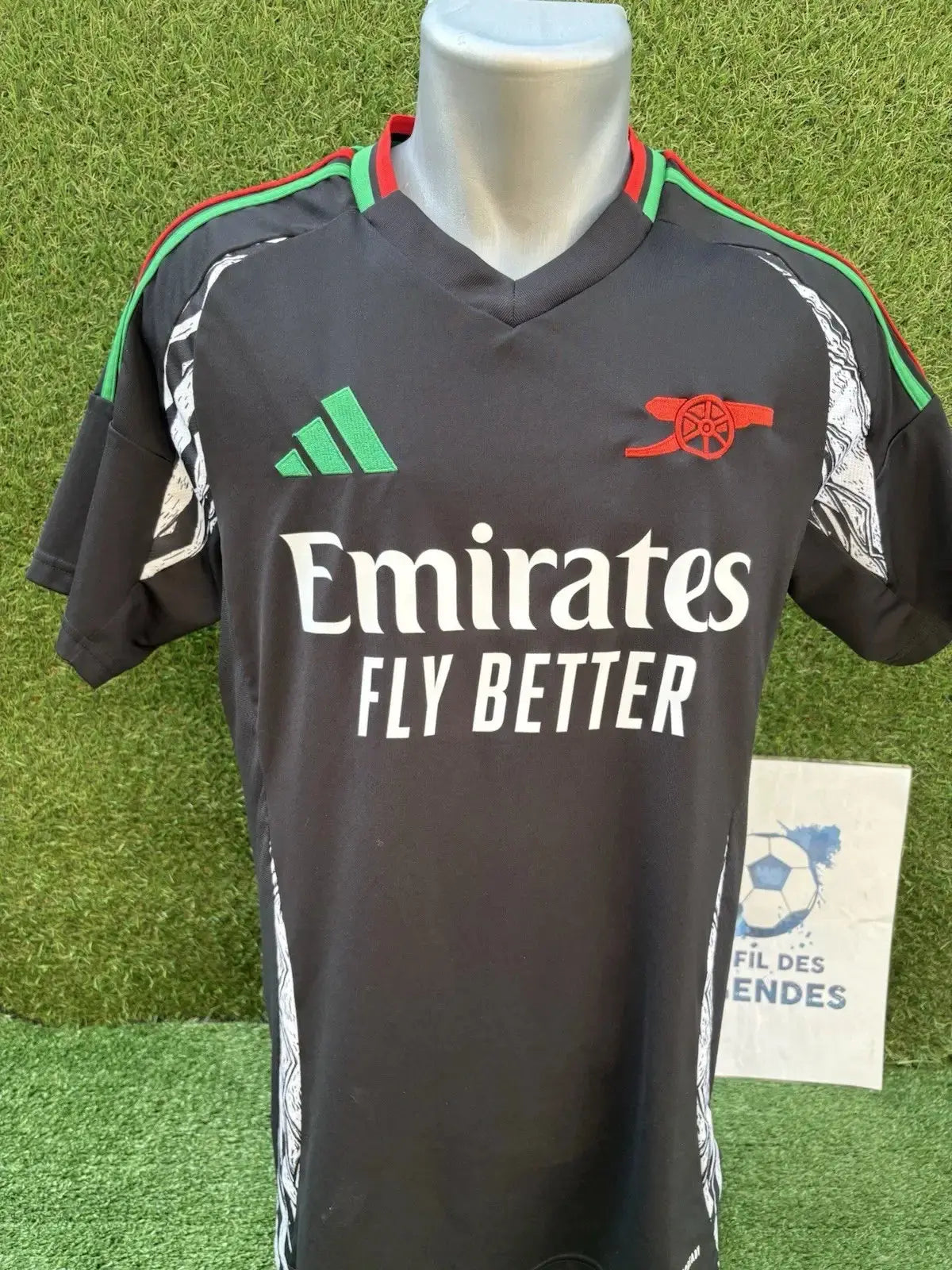 Maillot Saliba Arsenal Au Fil Des Légendes adidas football shirt