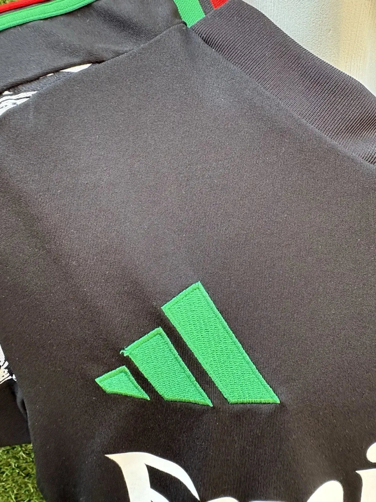 Maillot Saliba Arsenal Au Fil Des Légendes adidas football shirt