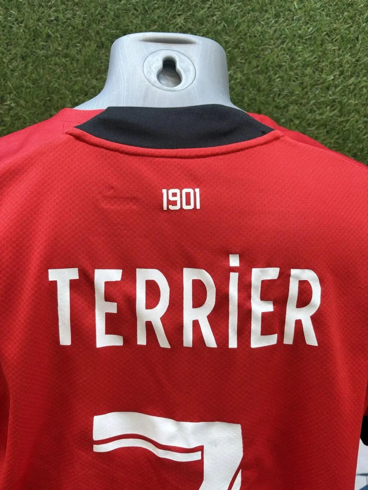 Maillot Terrier Stade Rennais - Au Fil Des Légendes puma football shirt