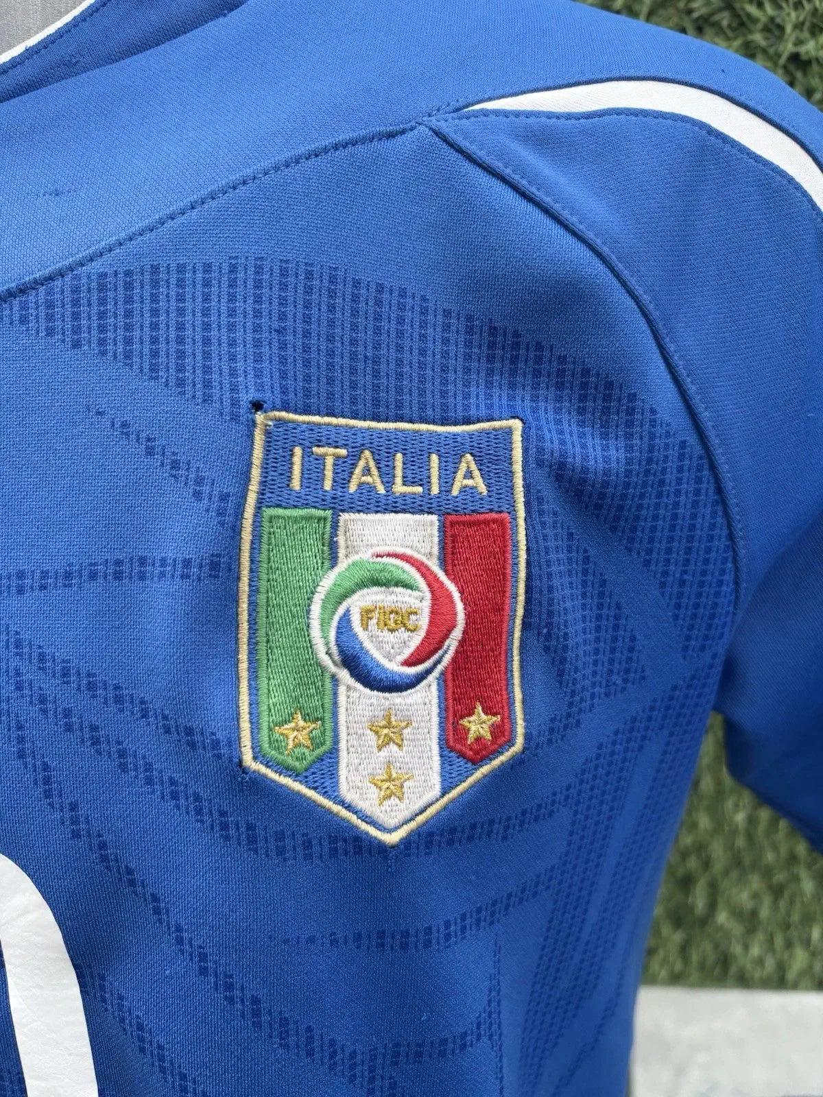 Maillot Totti Italie - Home 2010- taille S Au Fil Des Légendes
