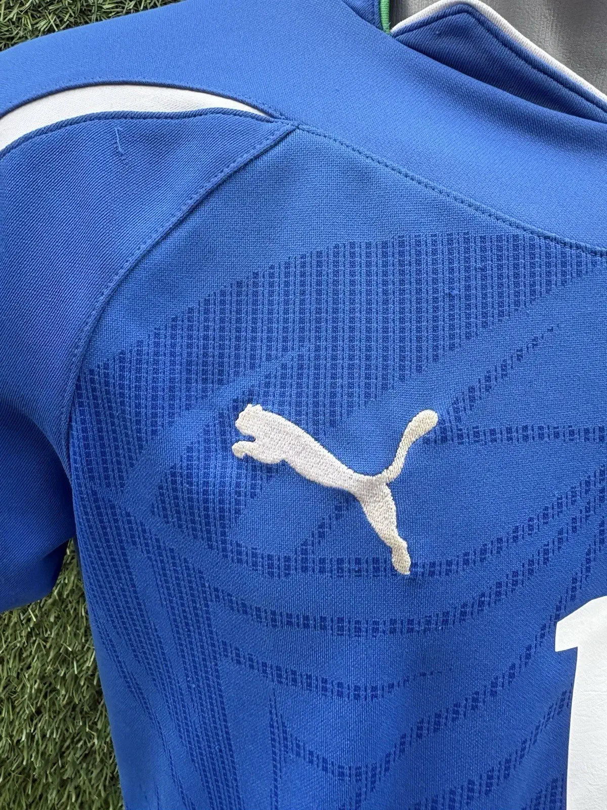 Maillot Totti Italie - Home 2010- taille S Au Fil Des Légendes