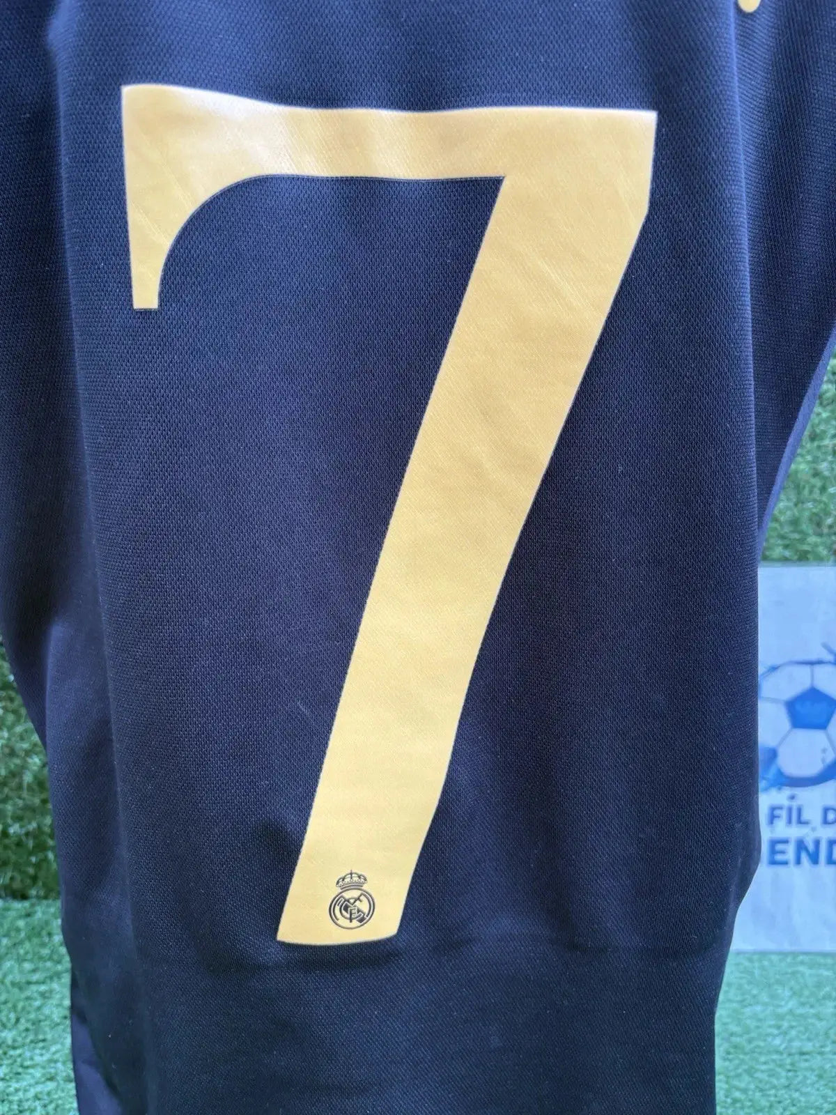 Maillot Vinicius Jr real Madrid Au Fil Des Légendes adidas football shirt