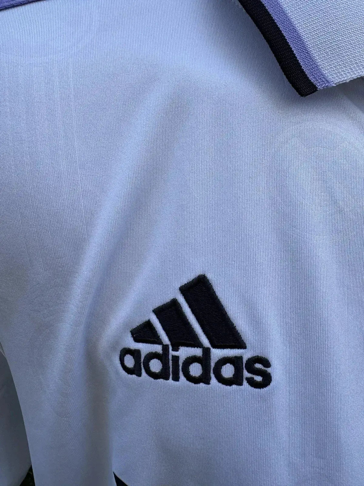Maillot Vinicius Real Madrid jr - Au Fil Des Légendes adidas football shirt