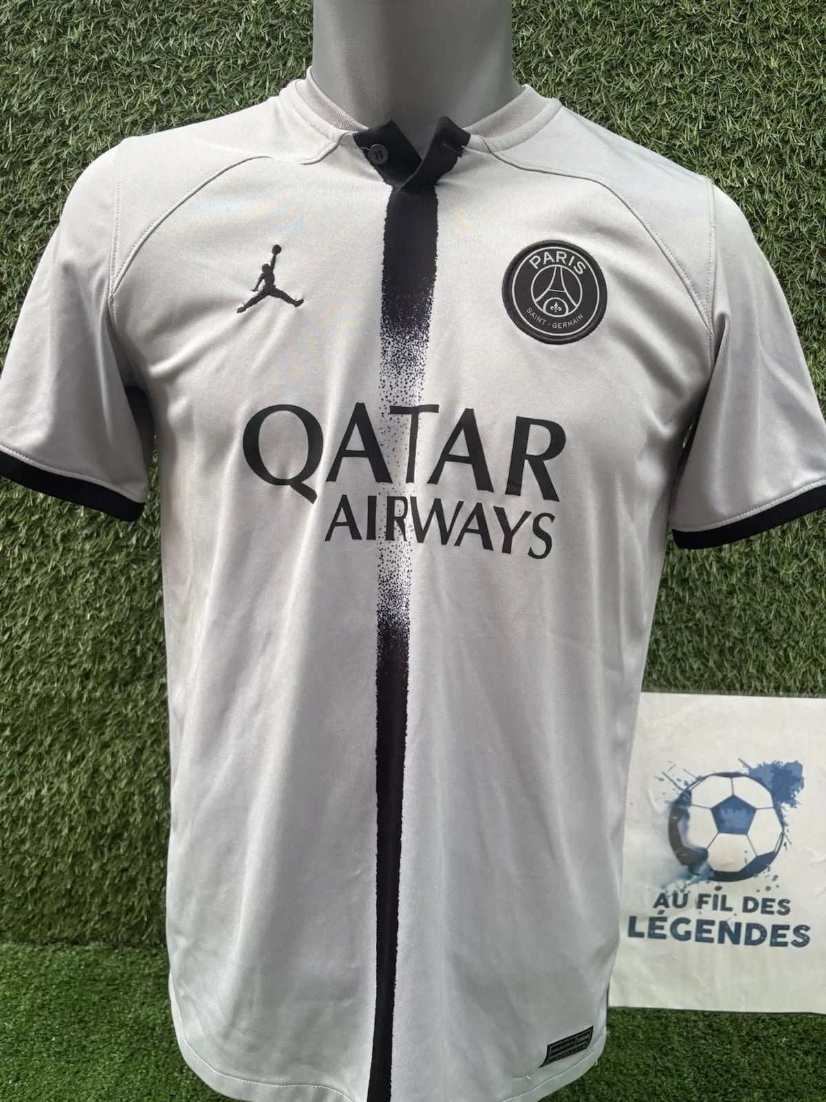 Maillot marquinhos PSG - away 2022 - taille XS Au Fil Des Légendes