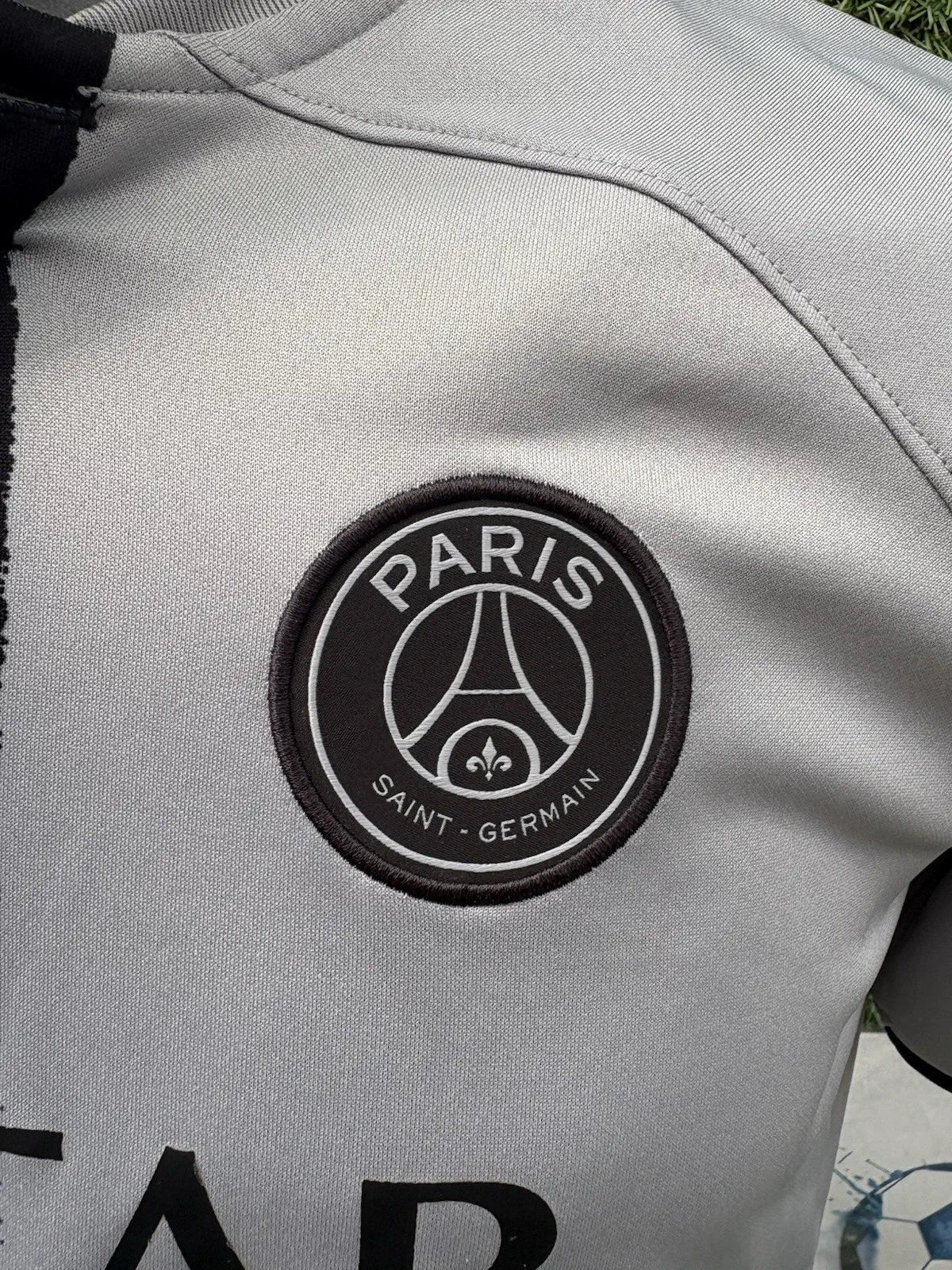 Maillot marquinhos PSG - away 2022 - taille XS Au Fil Des Légendes