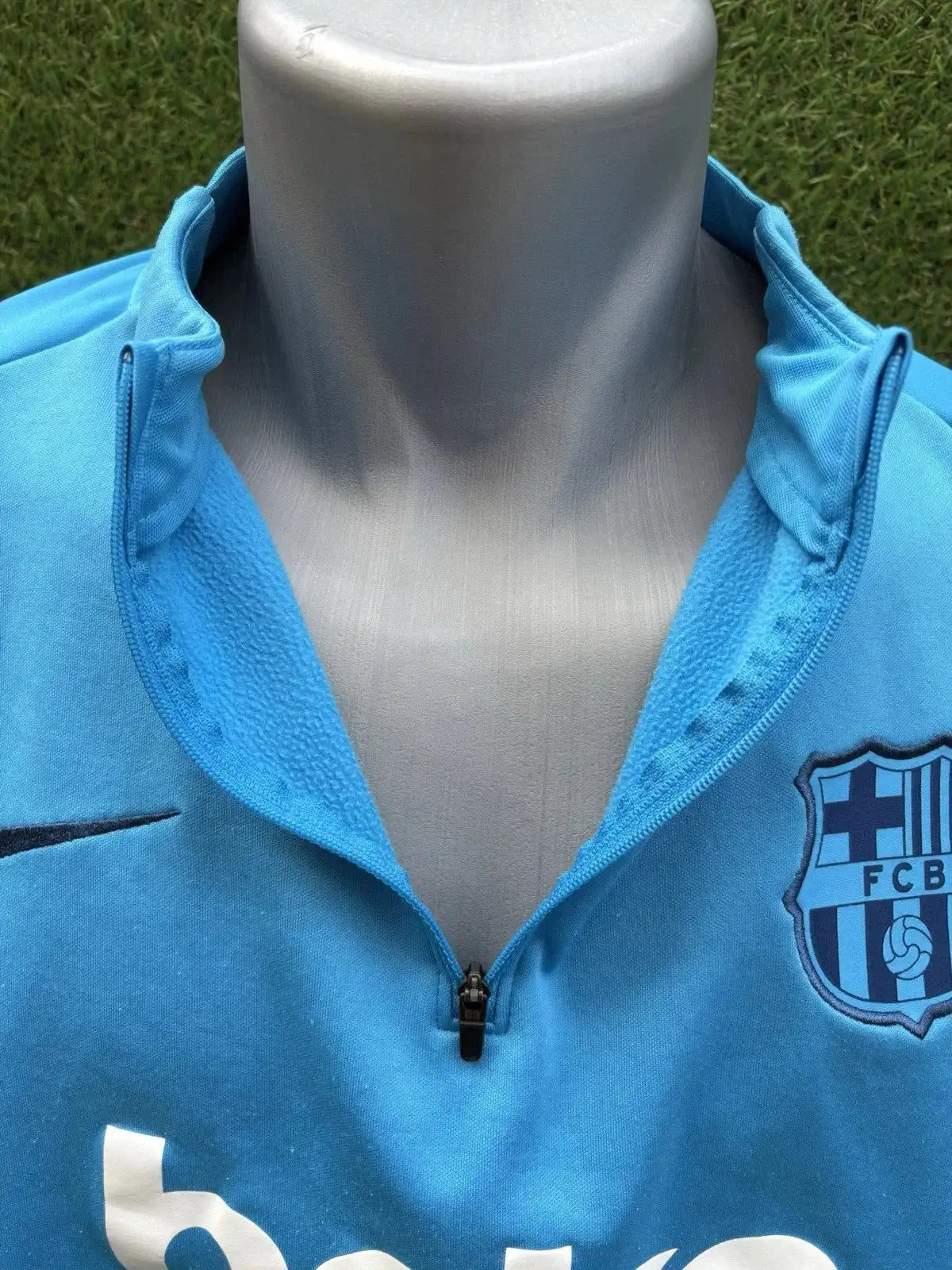 Sweat Shirt Barcelone - Au Fil Des Légendes nike football shirt