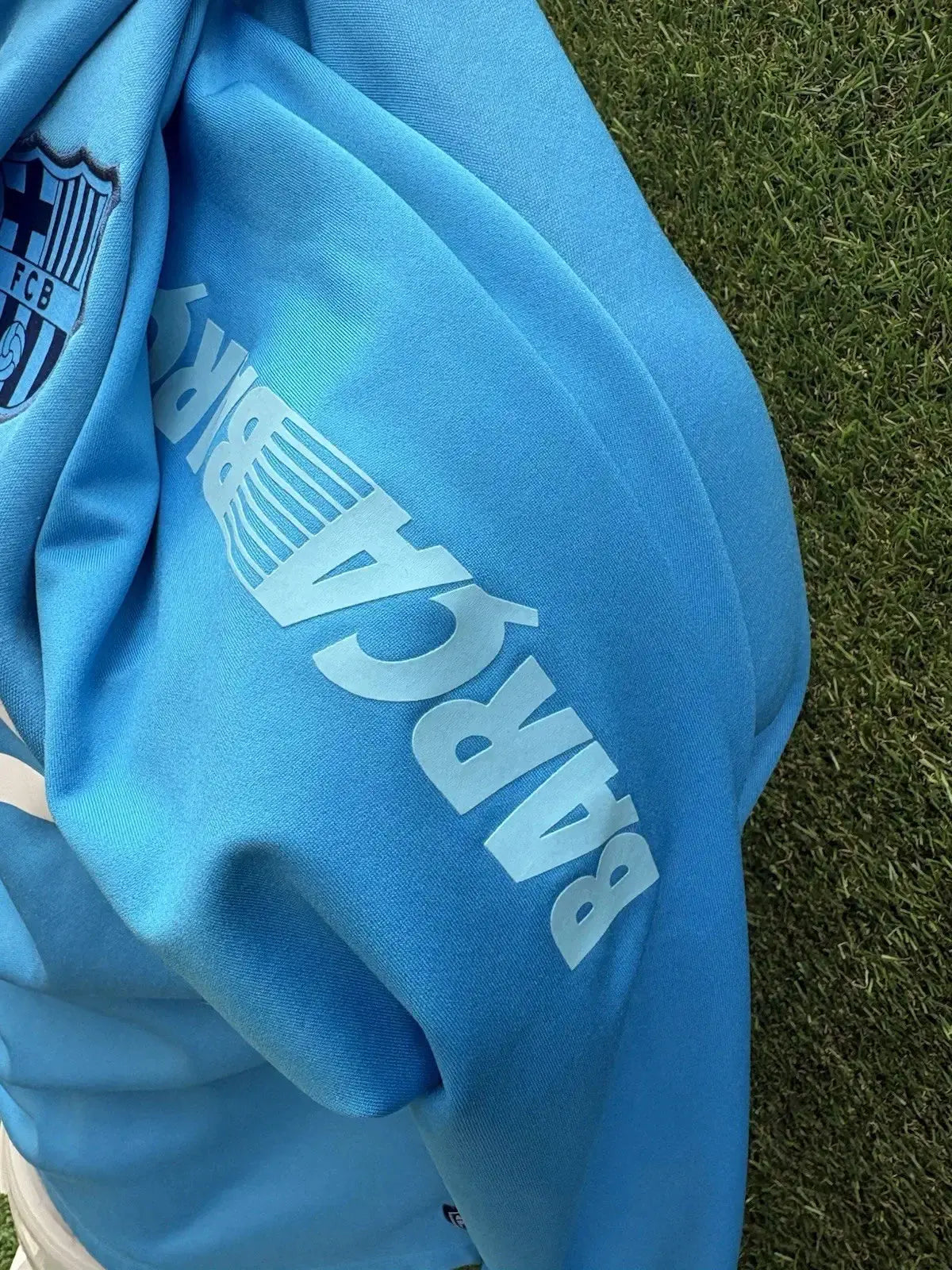 Sweat Shirt Barcelone - Au Fil Des Légendes nike football shirt