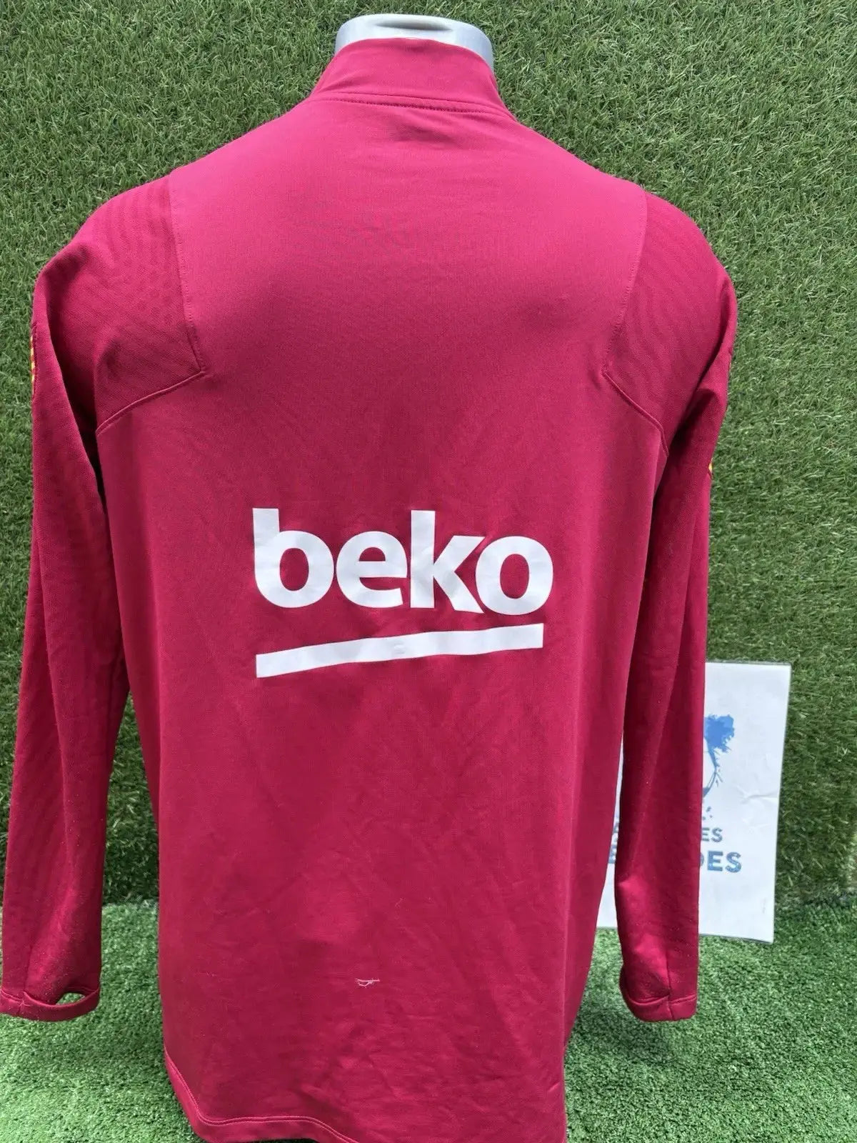 Sweat Shirt Barcelone - Au Fil Des Légendes nike football shirt