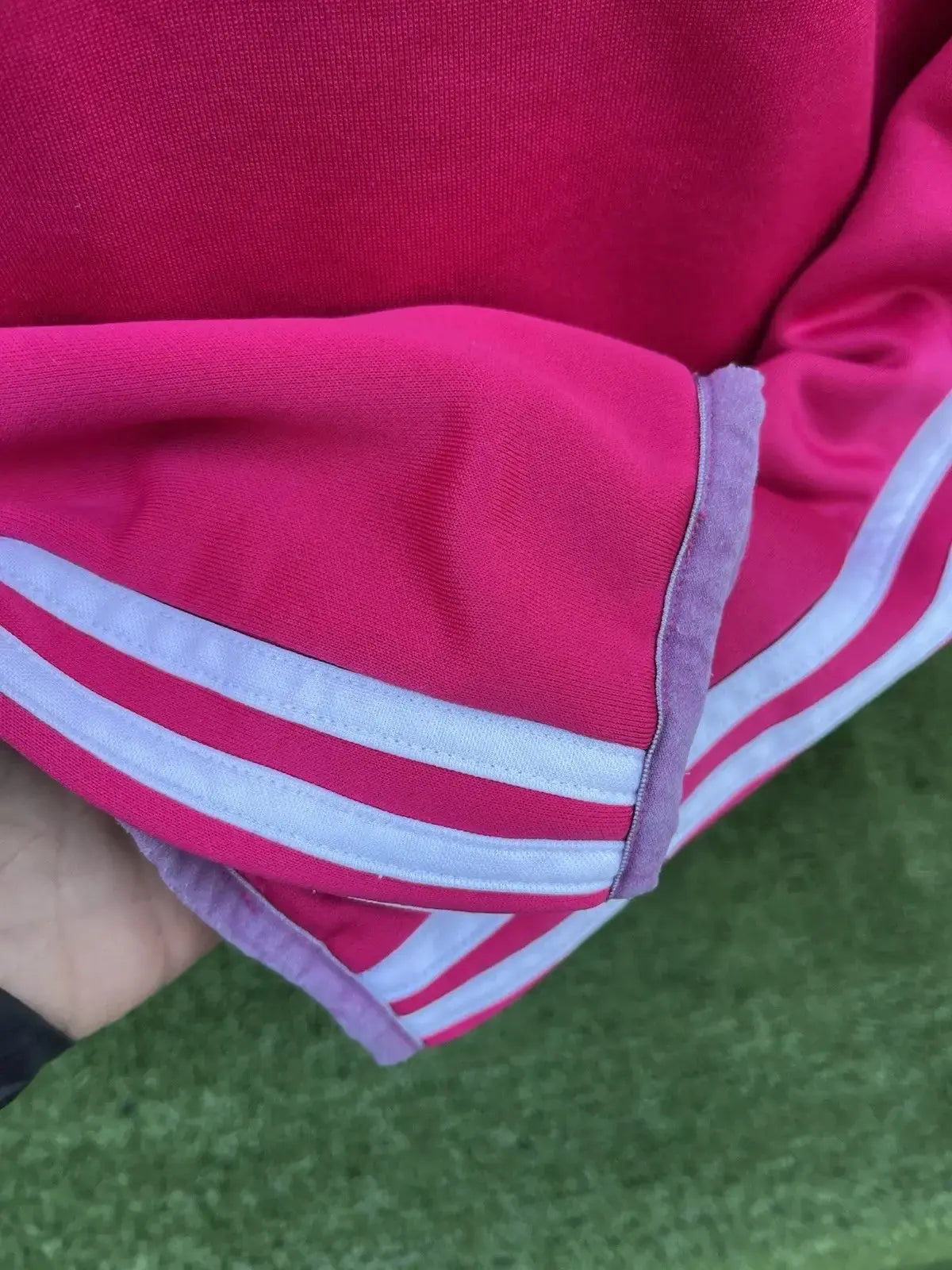 Sweat Shirt Juventus Turin - Au Fil Des Légendes adidas football shirt 