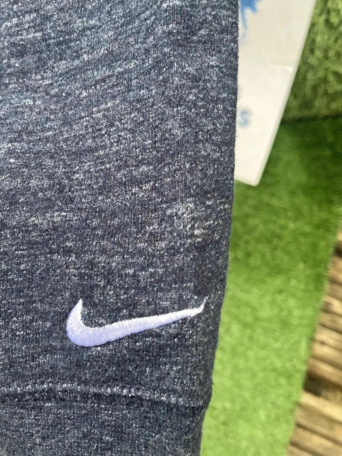 Sweat shirt PSG - Au Fil Des Légendes nike street wear authentique football