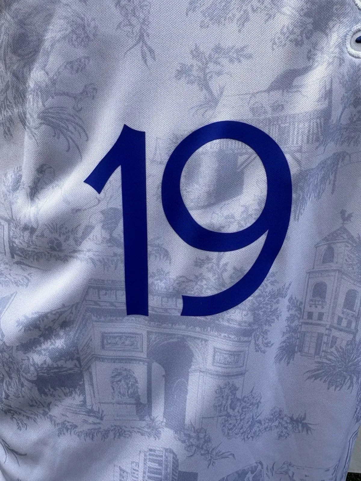 maillot Benzema équipe de France - away 2022 - Taille S Au Fil Des Légendes
